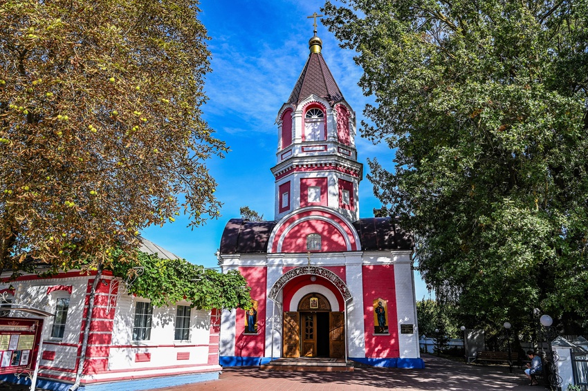 Крестовоздвиженская церковь